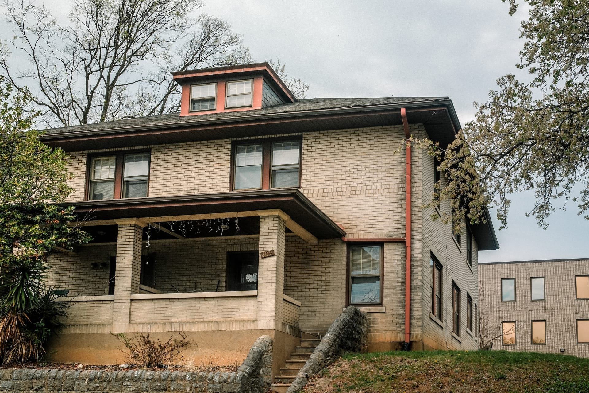 Multi-family apartment building